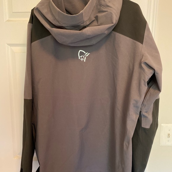 Men’s Norrona Trollveggen Flex1 soft shell jacket - Picture 7 of 7